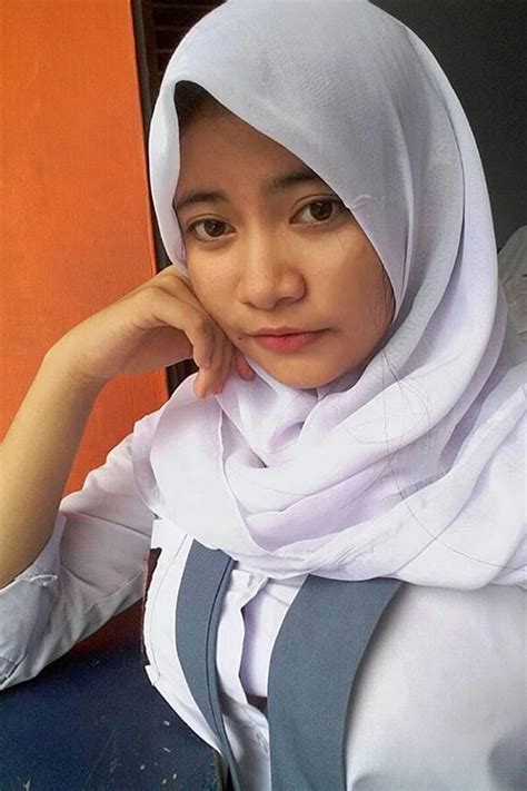 ngentot abg jilbab|Jilbab Ngentot Porn Videos 